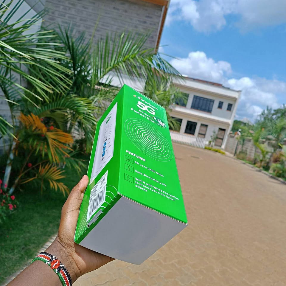 Deal Ingine Mwecheche! Wacha Kusumbuana na Vijana wa Wi-FI eti sijui signal iko chini, mara amezima Simu Get yourself the Safaricom 5G Box