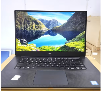 Dell xps 15 9570 i7 8th GEN 16GB RAM/512GB 4GB Graphics SSD