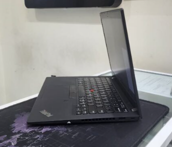 Lenovo x13 i7 10th Gen 16GB  RAM 512GB SSD