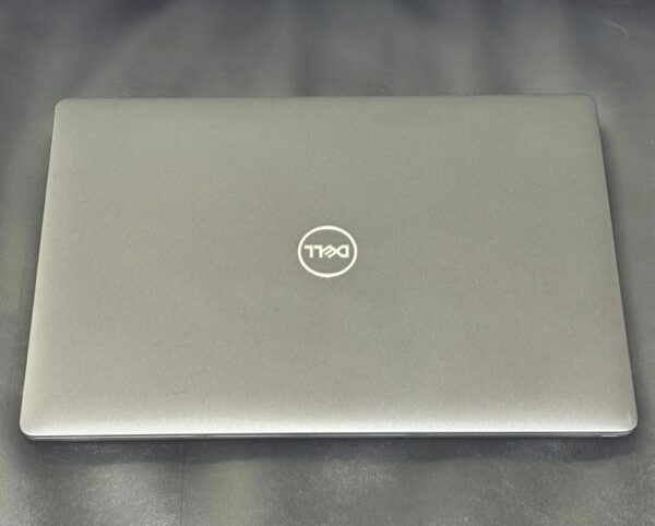 Dell 5300 i5 8th GEN 8GB RAM/256GB SSD